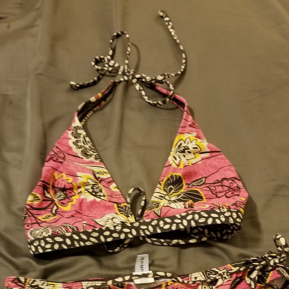 Bathing suit